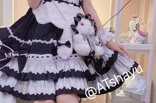 照片中的AT鲨女高中生，才不是你想象中的乖乖女，快来看！
