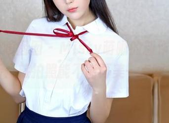 Feilin嗲囡囡 – Misty萌晰的新作品集更新：旅拍照能不能再美一点啊？