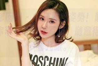 Feilin嗲囡囡 – 牛仔裤新姿势！赵小米Kitty给你带来了最新写真，随意得让人想多看几眼。