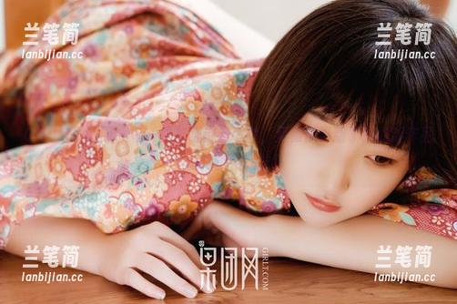 GIRLT果团网-莫雅淇 GIRLT果团网 - 每一件礼服都是个性,莫雅淇更新了她的新作品,值得慢慢品味!
