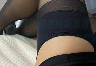 微密圈 – Jessie婕西的新发现，运动写真中的随意感，这姿势…略微骚气？