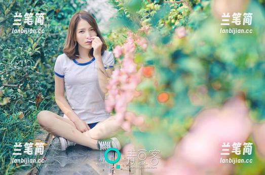 TGOD推女神-婕西儿 TGOD推女神 - 我以为婕西儿的修女写真会很严肃,但看完之后却让我心里泛起一丝丝涟漪。