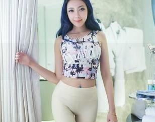 TuiGirl推女郎 – 高清内衣摄影，哈尼宝宝像是在纸上偷偷藏了个小心思