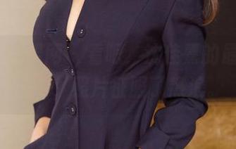 UGirls尤果网 – 看吧，沈佳熹的最新泳池写真，照片征服了热浪。