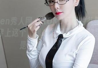 Xiuren秀人网 – KOKO可可的礼服写真集：穿上这个，我才发现原来我的舞技也是可以被低估的！