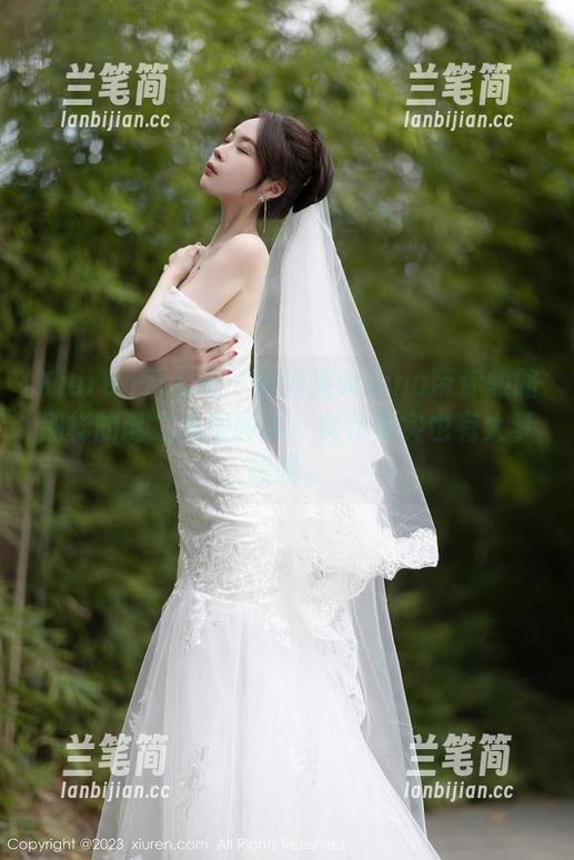 Xiuren秀人网 - 小泡芙winna带你领略别样的谜之私房图集：女仆其实也有大梦想哦。