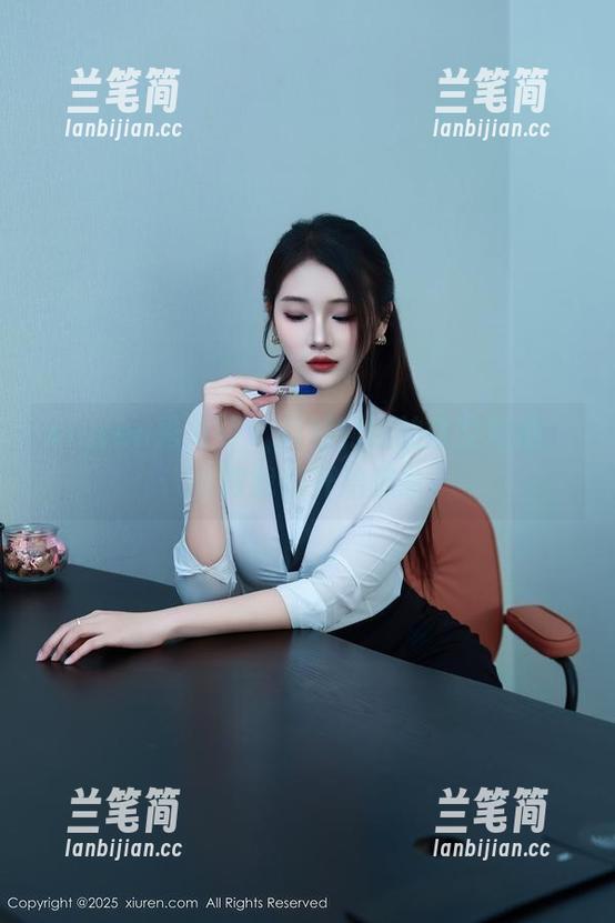 Xiuren秀人网-抖娘利世 Xiuren秀人网 - 抖娘利世的镂空精选,看得我都开始想象
