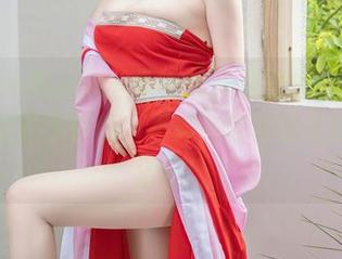 Xiuren秀人网 – 有这份高清图包，谁还敢说高跟鞋不舒服？不如先欣赏这位欧阳若依吧！