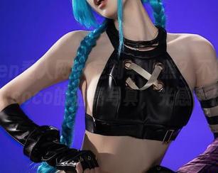 Xiuren秀人网 – 定制毕业照？不如试试赵惟依coco的油亮写真，光感十足哦。