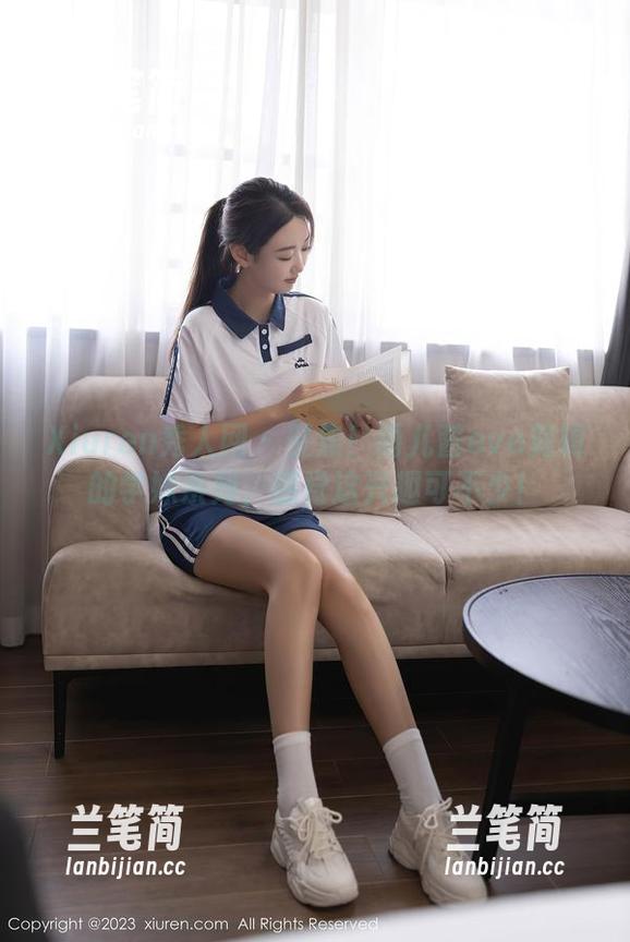 Xiuren秀人网 - 聚焦！雨儿酱eve剪辑的学妹系列，感觉这兴趣可不少！
