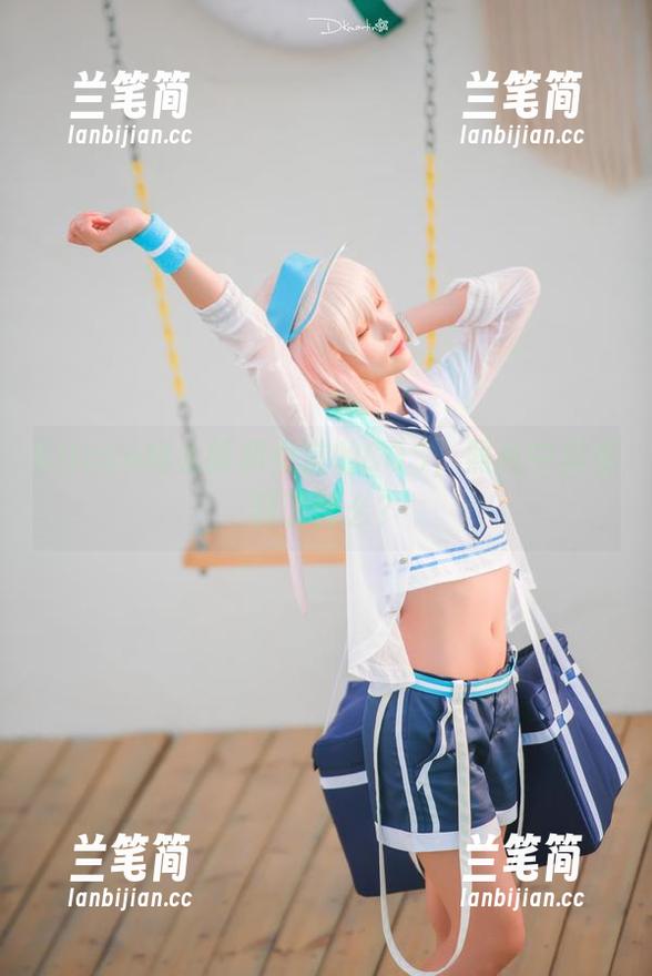 kitaro绮太郎和女友的COS，照片中你看到了什么？