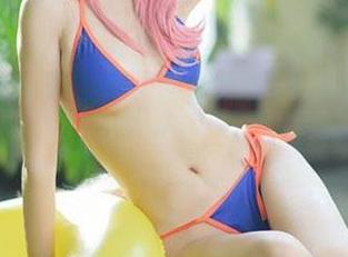 nagesa魔物喵的浴室写真精选：水花四溅不是最厉害的，谁能抵挡那抹任性？