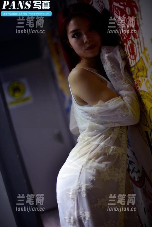 pans-熙媛 pans - 免费因为我喜欢,熙媛的职业装写真真让我想好好打扮自己一番。