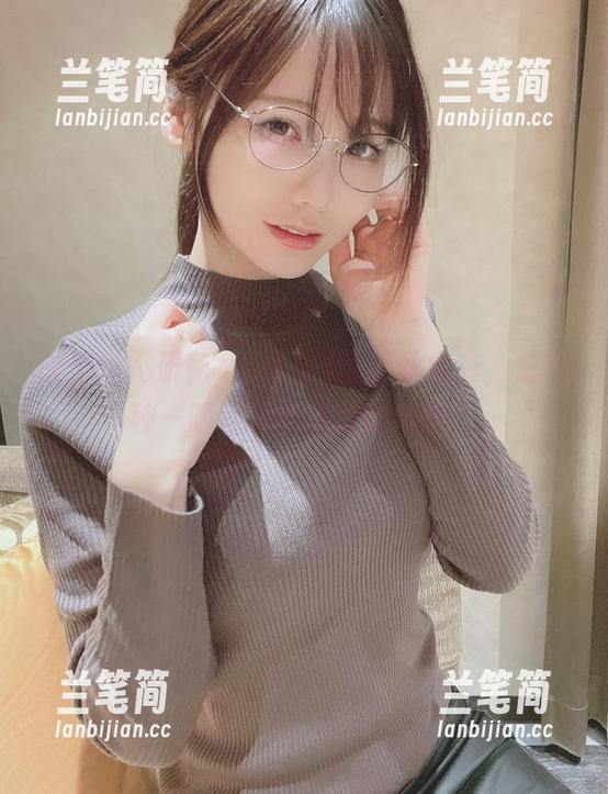 关于けん研(けんけん)的黑丝全套，总有种一瞬间就被俘获的感觉。