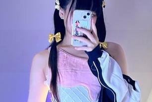 在线回放：2B穿嫁衣，九言从不咕咕在旁狂拍，美图神器不能辜负！