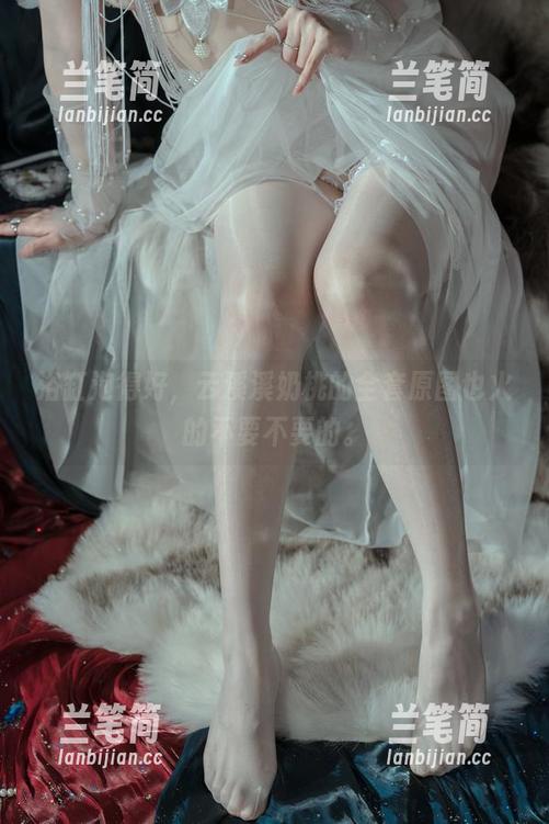 浴缸泡得好，云溪溪奶桃的全套原图也火的不要不要的。