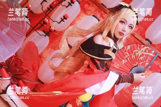 看刺青Poi如何把吊带演绎成一曲骚动套图