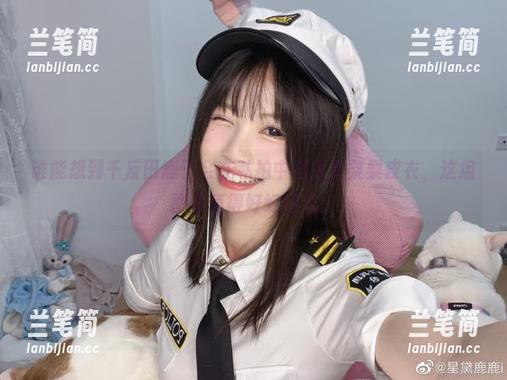 谁能想到千反田鹿子会在私拍中选择英梨梨皮衣，这组图集值得好好研究。