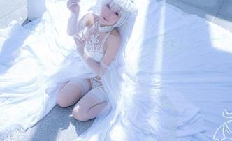 卜呦的写真大全：柴郡音乐与那绚烂的日常
