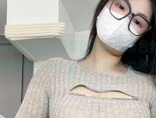 微密圈 – 资源不错，可爱的肉巴的黑色丝丝系列，真得思考一下这姐妹花组合的意义呗