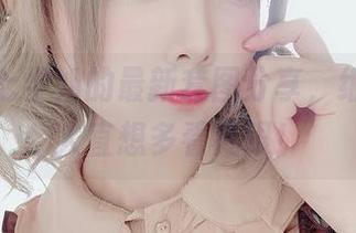 名濑弥七学姐的最新套图分享，细节到让人直想多看几眼！
