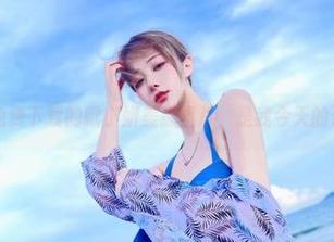 等一下！免费下载的啾小妍美脚图片，是我今天的开心来源！