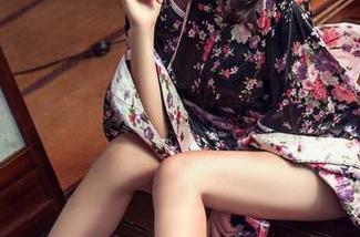 头条女神 – 哎呀，小热巴和她的双马尾，结合出一堆美图，有资源这条路子真不错！