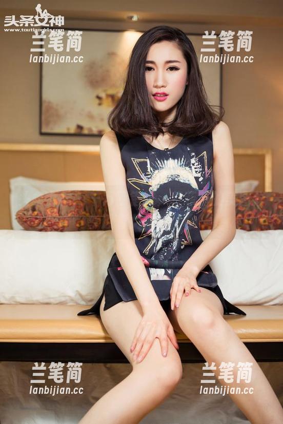 头条女神 - 千万别错过，穆菲菲的美图分享透着女神的优雅