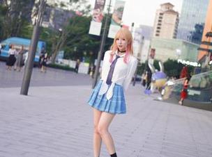 妍子坚不可摧的教室教你——美图无处不在，快来分享你的小发现！