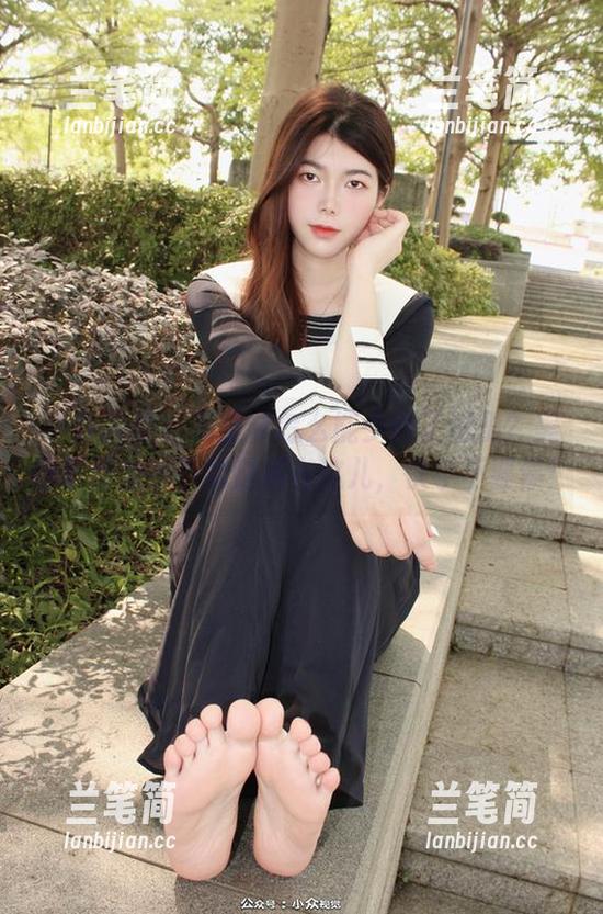 小众视觉 - 万圣节怎么能少得了彤彤？美图带回家，下载链接在这儿，快手不要停！