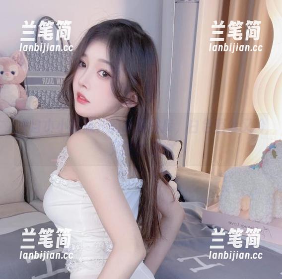 小小奶瓶儿 来自小小奶瓶儿的高清图库,白色蕾丝又冷又热的感觉