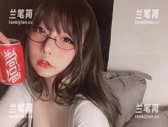 小泉学姐吖的涞觅合集：看，别把眼睛挪开哦！