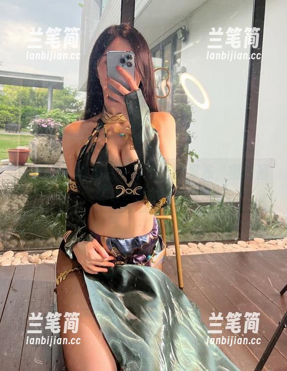 微密圈 - 黑渔网下的小玉吃果冻，图包福利让人眼花缭乱