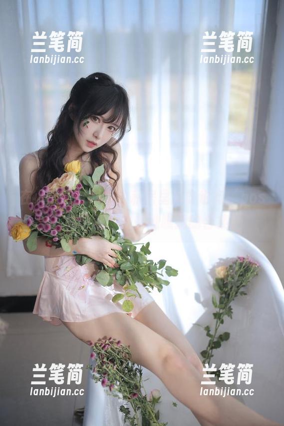 小鹿鹿shika 在小鹿鹿shika的私房里泳衣也有‘pose’的权利,快来瞧瞧我的合集!