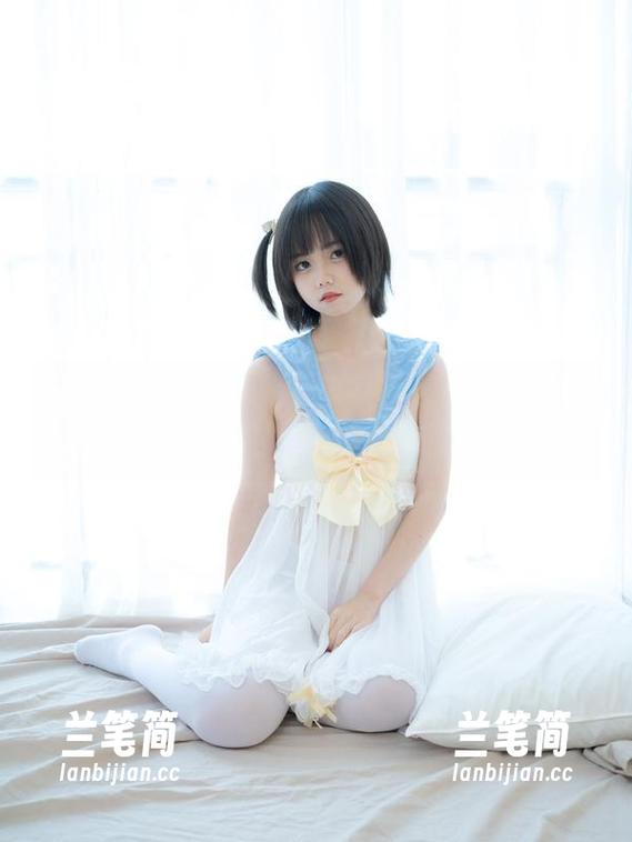白丝游戏少女合集，少女秩序图包里那一抹毫不伪装的天真。