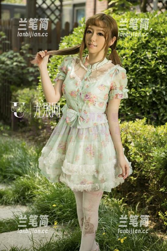 尤果网 - 私拍杂谈：李莉莉、睡衣，和一些我不愿透露的私人感想，嘿嘿。