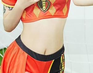 尤蜜荟 – 这可是娜依灵儿的写真集，下载了会不会被春天的甜蜜包围？