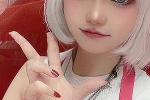戚顾儿today，高清天使照下载中，请保持静止，别吓到她了！