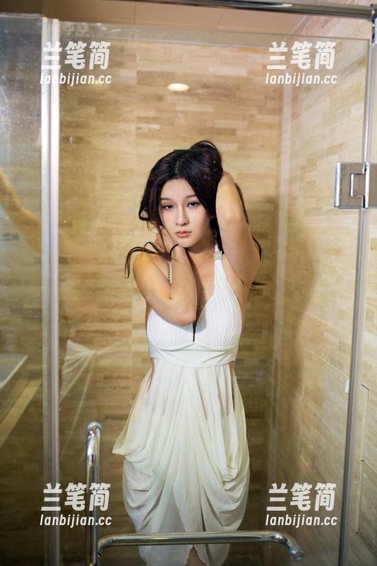 推女郎-松果儿 推女郎 - 定制版松果儿内衣写真:穿上它,连镜子都想多看几眼!