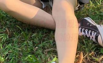 微密圈 – 无敌哒小姨妈呈现学妹图集，果然无圣光是她的招牌