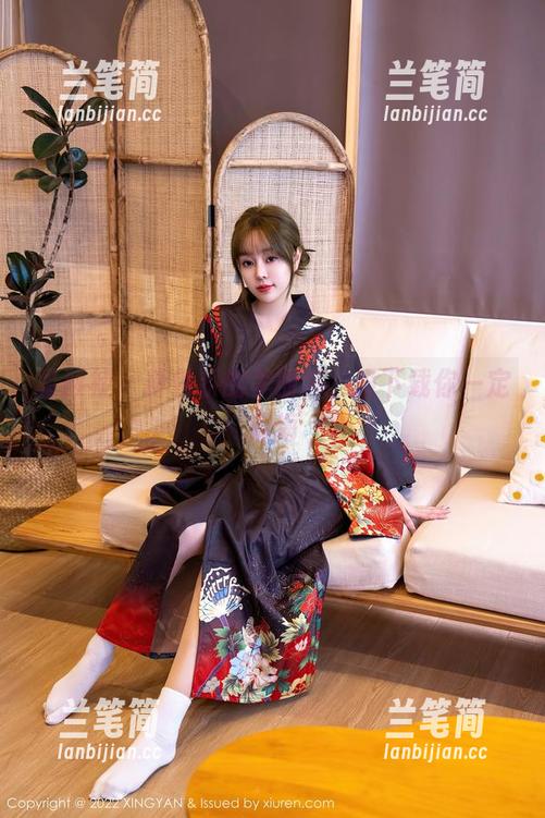 星颜社 - 粉色系的李丽莎，没下载你一定后悔