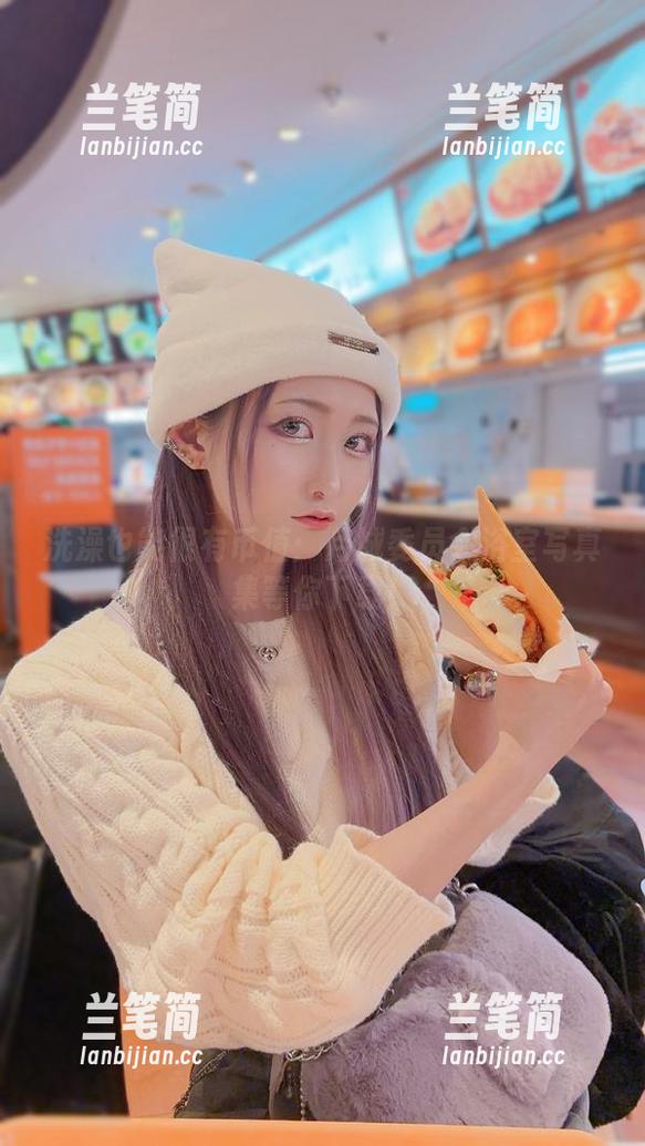 月城委员会 洗澡也能很有币值:月城委员会浴室写真集等你下载!