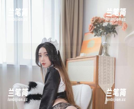 富有层次的杏仁曲奇，透过这幅图片一探究竟，下载后请记得好好欣赏哦！