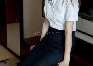 梦丝女神 – 乔儿的纯白图像：下完这张，白得像天上的云！