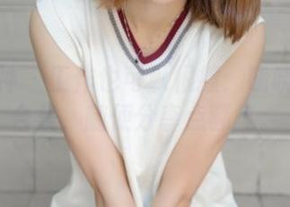 梦丝女神 – 工作也可以很撩：晓晓办公室合集，随便分享点骚气。