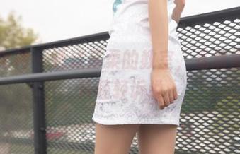 梦丝女神 – 透过苏柔的教室，私房里的图片轻轻诉说