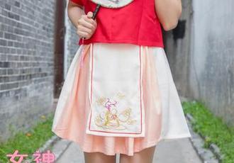 梦丝女神 – 雪馨护士写真：在线来看这位‘疗愈’美眉的不同侧面