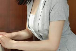 模范学院 – Hana妹学姐的写真：这是我看过最会摆姿势的资源了！