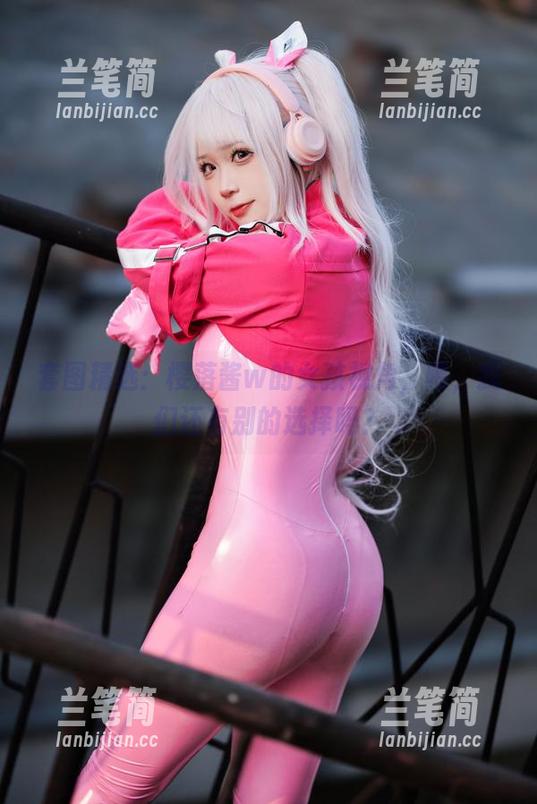 套图精选：樱落酱w的女孩视角，喂，我们还有别的选择吗？