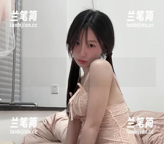 微密圈 - 别问火龙果羊，这黑连体吊带有何神奇资源，自己来瞧吧！